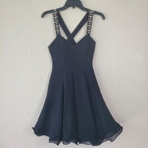 Lillie Rubin Women's Black Sleeveless Short Dress Size 2 100% Silk Cross Back St